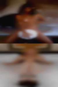 DexDekker, strangers pose